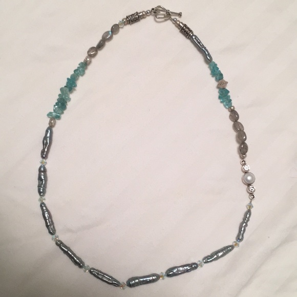 Necklace - Picture 1 of 2